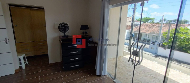 Imagem Casa com 4 Quartos à Venda, 260 m² em Enseada - São Francisco Do Sul Imagem Casa com 4 Quartos à Venda, 260 m² em Enseada - São Francisco Do Sul