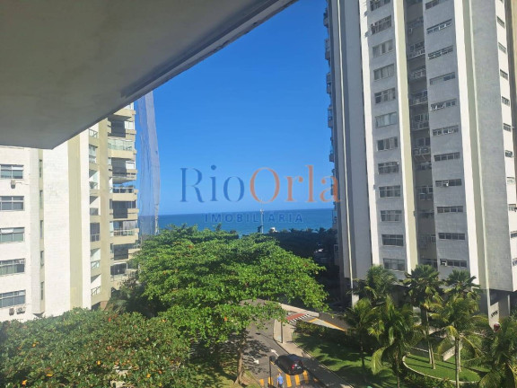 Imagem Apartamento com 3 Quartos à Venda, 300 m² em Barra Da Tijuca - Rio De Janeiro