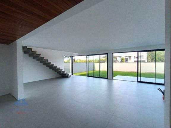 Imagem Casa com 4 Quartos à Venda, 373 m² em Ratones - Florianópolis