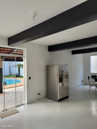 Imagem Casa com 4 Quartos à Venda, 247 m² em Jardim Virgínia - Guarujá Imagem Casa com 4 Quartos à Venda, 247 m² em Jardim Virgínia - Guarujá