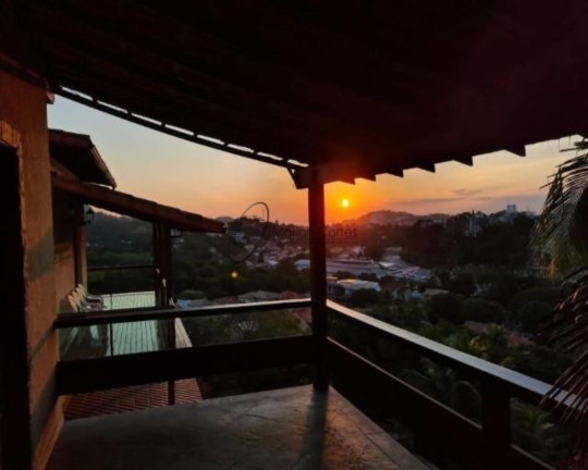 Imagem Casa com 4 Quartos à Venda, 403 m² em Badu - Niterói Imagem Casa com 4 Quartos à Venda, 403 m² em Badu - Niterói