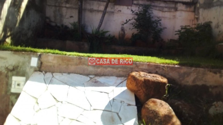 Imagem Sobrado com 3 Quartos à Venda, 187 m² em Vale Verde - Londrina Imagem Sobrado com 3 Quartos à Venda, 187 m² em Vale Verde - Londrina