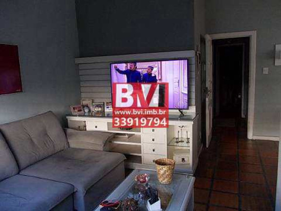 Imagem Casa com 5 Quartos à Venda, 150 m² em Vila Kosmos - Rio De Janeiro