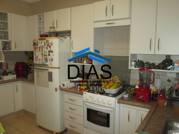 Imagem Casa com 3 Quartos à Venda, 196 m² em Vila Furlan - Araraquara Imagem Casa com 3 Quartos à Venda, 196 m² em Vila Furlan - Araraquara