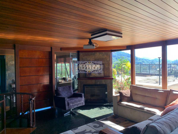 Imagem Cobertura com 3 Quartos à Venda, 147 m² em Alto - Teresópolis