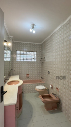 Imagem Imóvel com 3 Quartos à Venda, 170 m² em Centro Histórico - Porto Alegre Imagem Imóvel com 3 Quartos à Venda, 170 m² em Centro Histórico - Porto Alegre