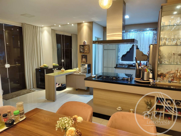 Imagem Cobertura com 3 Quartos à Venda, 135 m² em Ingleses Do Rio Vermelho - Florianópolis Imagem Cobertura com 3 Quartos à Venda, 135 m² em Ingleses Do Rio Vermelho - Florianópolis