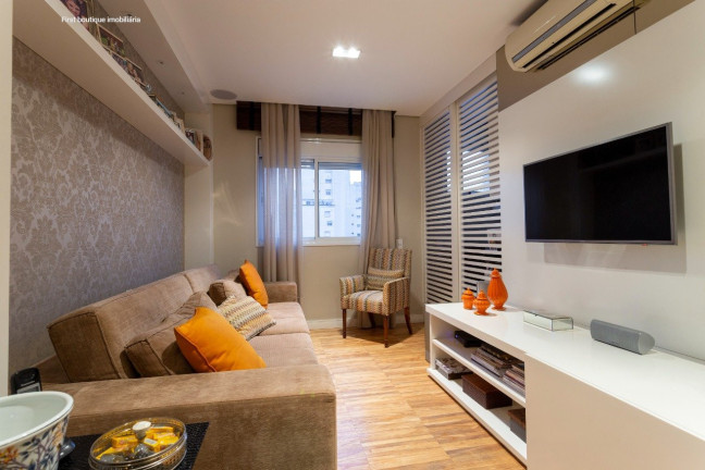 Imagem Apartamento com 4 Quartos à Venda,  em Vila Uberabinha - São Paulo