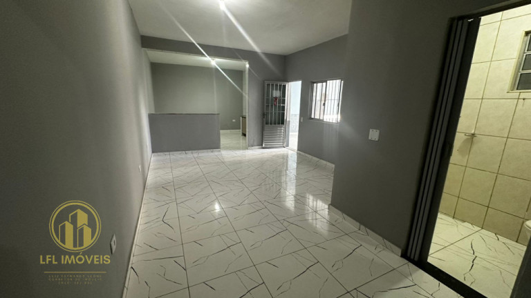 Casa com 1 Quarto para Alugar,  em Bandeiras - Osasco