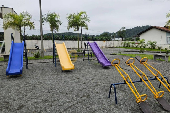 Imagem Casa com 2 Quartos para Alugar, 80 m² em Guaramirim Imagem Casa com 2 Quartos para Alugar, 80 m² em Guaramirim