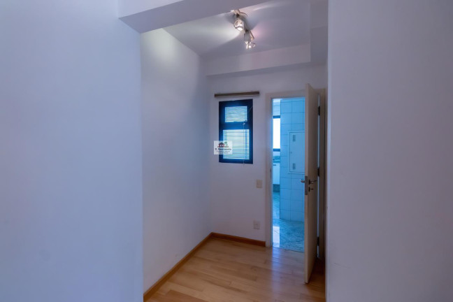 Imagem Apartamento com 3 Quartos para Alugar, 240 m² em Itaim Bibi - São Paulo Imagem Apartamento com 3 Quartos para Alugar, 240 m² em Itaim Bibi - São Paulo