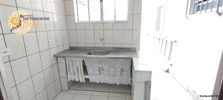 Imagem Casa com 1 Quarto para Alugar, 45 m² em Indaiá - Bertioga Imagem Casa com 1 Quarto para Alugar, 45 m² em Indaiá - Bertioga