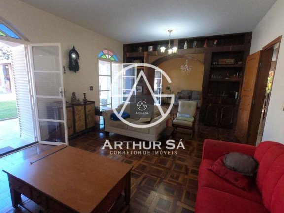 Casa com 5 Quartos à Venda, 1.300 m² em Lago Norte - Brasília