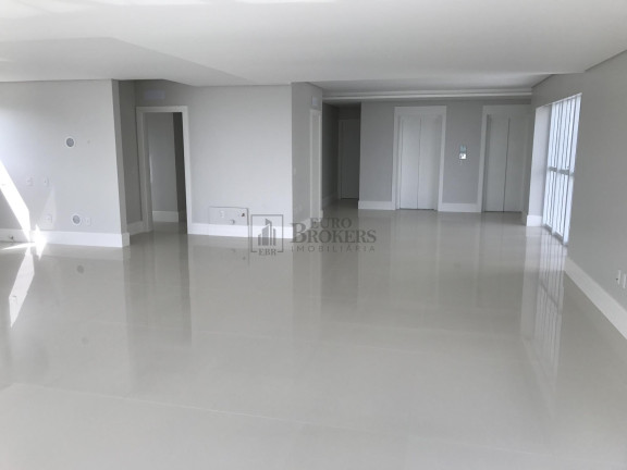 Imagem Apartamento com 5 Quartos à Venda, 237 m² em Centro - Balneário Camboriú Imagem Apartamento com 5 Quartos à Venda, 237 m² em Centro - Balneário Camboriú