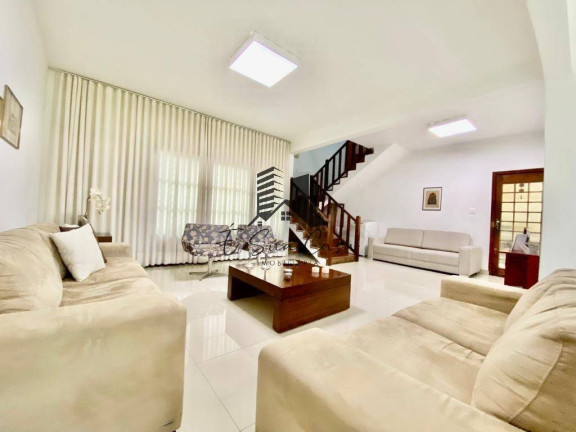 Imagem Casa com 5 Quartos à Venda, 291 m² em Ouro Preto - Belo Horizonte Imagem Casa com 5 Quartos à Venda, 291 m² em Ouro Preto - Belo Horizonte
