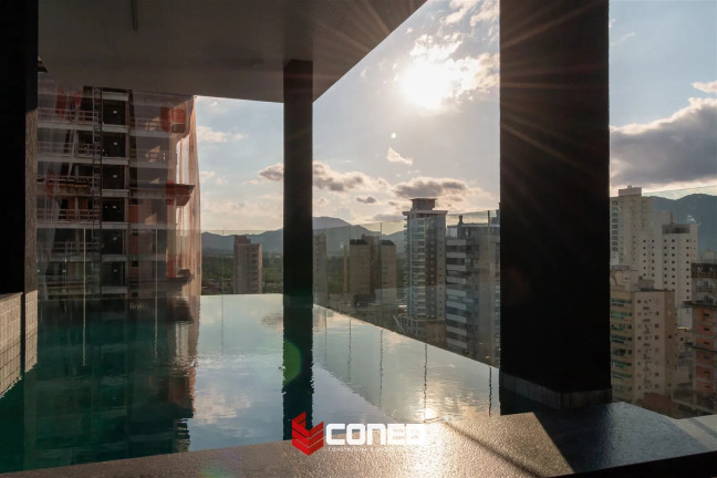 Imagem Apartamento com 4 Quartos à Venda, 220 m² em Meia Praia - Itapema Imagem Apartamento com 4 Quartos à Venda, 220 m² em Meia Praia - Itapema