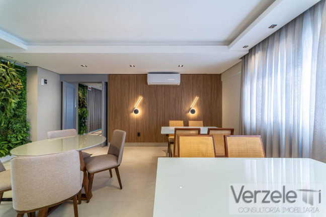 Imagem Apartamento com 3 Quartos à Venda, 179 m² em Estados - Balneário Camboriú Imagem Apartamento com 3 Quartos à Venda, 179 m² em Estados - Balneário Camboriú
