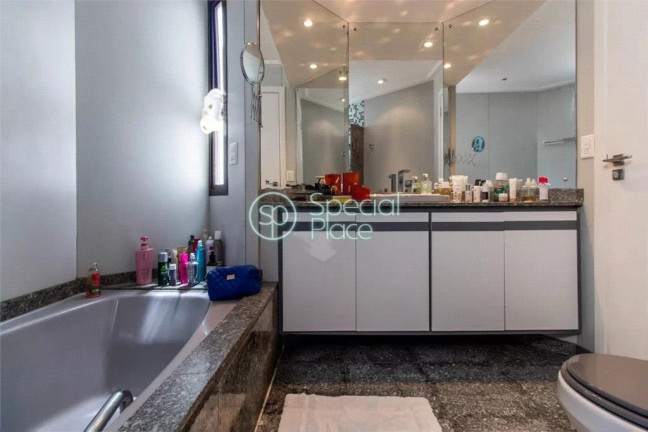 Imagem Apartamento com 4 Quartos à Venda, 240 m² em Moema - São Paulo Imagem Apartamento com 4 Quartos à Venda, 240 m² em Moema - São Paulo