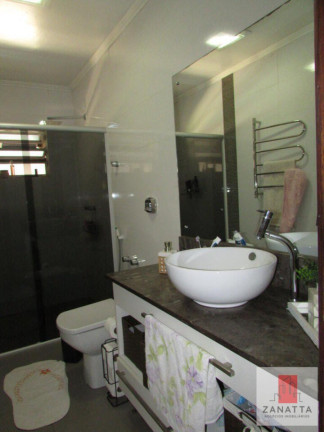 Imagem Casa com 3 Quartos à Venda, 300 m² em Parque Amador - Esteio Imagem Casa com 3 Quartos à Venda, 300 m² em Parque Amador - Esteio
