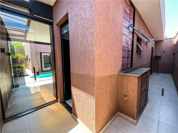 Imagem Casa com 3 Quartos à Venda, 250 m² em Jardim Valencia - Ribeirão Preto Imagem Casa com 3 Quartos à Venda, 250 m² em Jardim Valencia - Ribeirão Preto