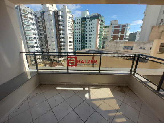 Imagem Apartamento com 4 Quartos à Venda, 295 m² em Centro - Florianópolis Imagem Apartamento com 4 Quartos à Venda, 295 m² em Centro - Florianópolis