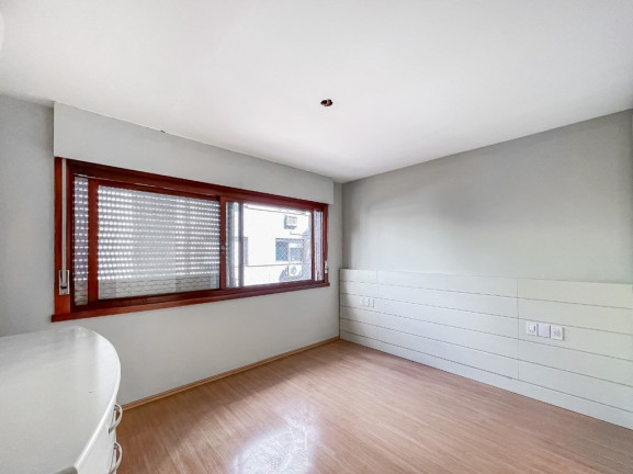 Imagem Apartamento com 3 Quartos à Venda, 182 m² em Moinhos De Vento - Porto Alegre Imagem Apartamento com 3 Quartos à Venda, 182 m² em Moinhos De Vento - Porto Alegre