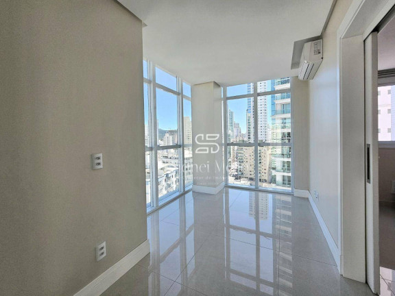 Imagem Apartamento com 4 Quartos à Venda, 145 m² em Quadra Mar Centro - Balneário Camboriú Imagem Apartamento com 4 Quartos à Venda, 145 m² em Quadra Mar Centro - Balneário Camboriú