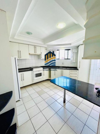 Imagem Apartamento com 3 Quartos à Venda, 126 m² em Boa Viagem - Recife
