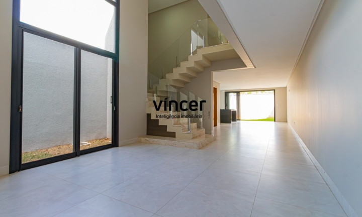 Imagem Casa com 3 Quartos à Venda, 199 m² em Goiânia 2 - Goiânia Imagem Casa com 3 Quartos à Venda, 199 m² em Goiânia 2 - Goiânia