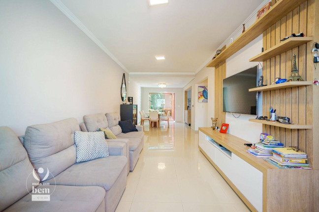 Imagem Sobrado com 4 Quartos à Venda, 209 m² em Portão - Curitiba