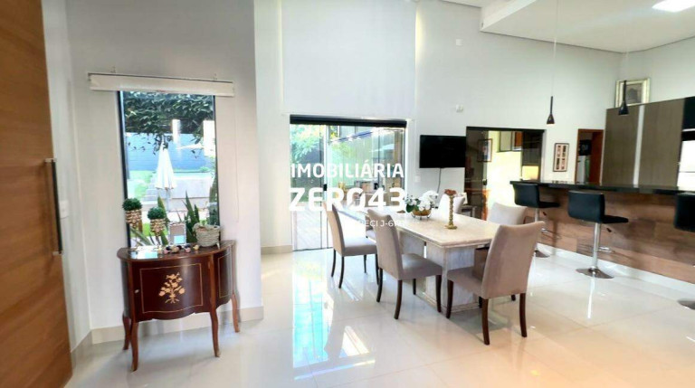 Imagem Casa de Condomínio com 2 Quartos à Venda, 205 m² em Jardim Itatiaia 2 - Londrina Imagem Casa de Condomínio com 2 Quartos à Venda, 205 m² em Jardim Itatiaia 2 - Londrina