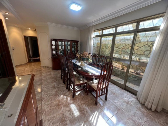 Imagem Casa à Venda, em Jardim Novo Mundo - Ribeirão Preto Imagem Casa à Venda, em Jardim Novo Mundo - Ribeirão Preto