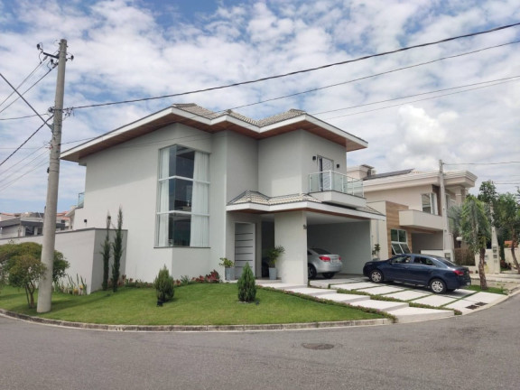 Sobrado com 3 Quartos à Venda, 204 m² em Jardim Residencial Golden Park - Jacareí