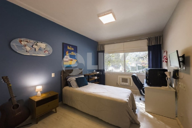 Imagem Apartamento com 2 Quartos à Venda, 100 m² em Rio Branco - Porto Alegre Imagem Apartamento com 2 Quartos à Venda, 100 m² em Rio Branco - Porto Alegre