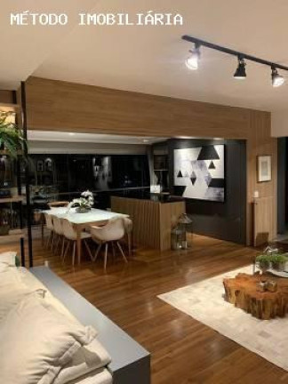 Imagem Imóvel com 2 Quartos à Venda, 121 m² em Pinheiros - São Paulo Imagem Imóvel com 2 Quartos à Venda, 121 m² em Pinheiros - São Paulo