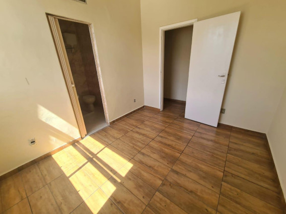 Imagem Apartamento com 1 Quarto à Venda, 37 m² em Catete - Rio De Janeiro Imagem Apartamento com 1 Quarto à Venda, 37 m² em Catete - Rio De Janeiro