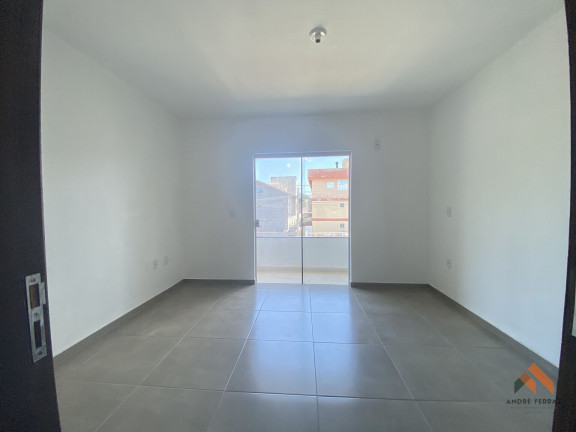 Imagem Casa com 2 Quartos à Venda, 92 m² Imagem Casa com 2 Quartos à Venda, 92 m²