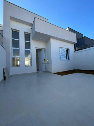Imagem Casa com 2 Quartos à Venda, 75 m²