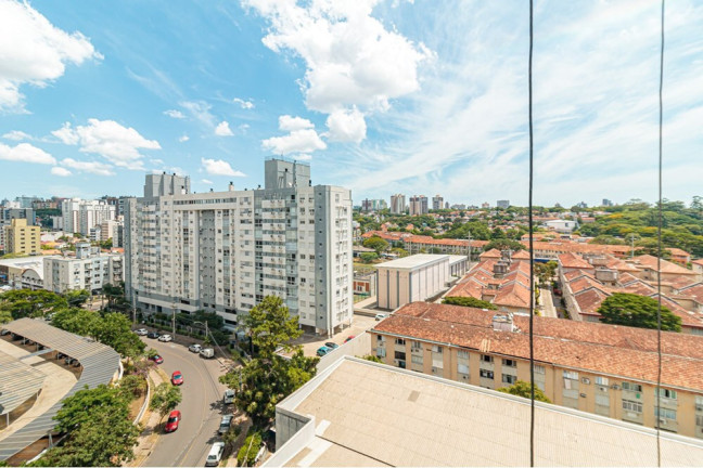 Imagem Imóvel com 2 Quartos à Venda, 69 m² em Passo Da Areia - Porto Alegre Imagem Imóvel com 2 Quartos à Venda, 69 m² em Passo Da Areia - Porto Alegre