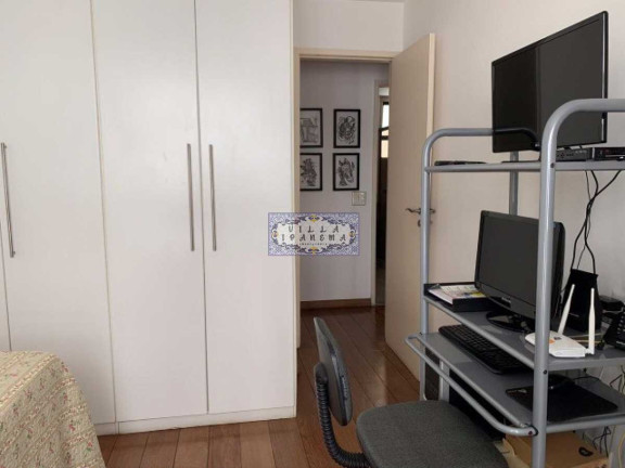 Imagem Apartamento com 3 Quartos à Venda, 121 m² em Leme - Rio De Janeiro Imagem Apartamento com 3 Quartos à Venda, 121 m² em Leme - Rio De Janeiro