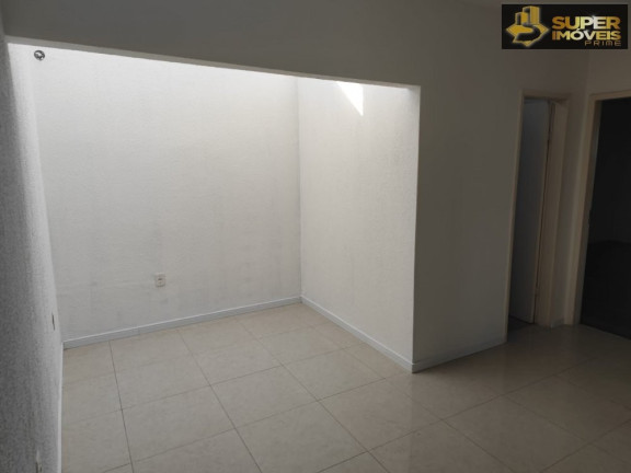 Imagem Casa com 2 Quartos à Venda, 225 m² em Centro - Pelotas Imagem Casa com 2 Quartos à Venda, 225 m² em Centro - Pelotas