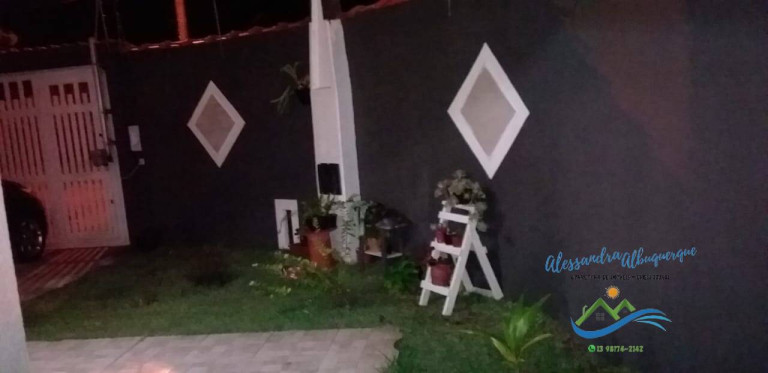 Imagem Casa com 3 Quartos à Venda, 103 m² em Grandesp - Itanhaém Imagem Casa com 3 Quartos à Venda, 103 m² em Grandesp - Itanhaém