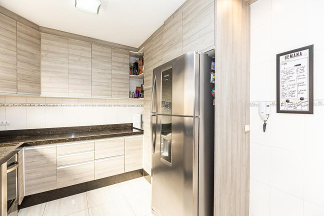 Imagem Sobrado com 4 Quartos à Venda, 145 m² em Uberaba - Curitiba Imagem Sobrado com 4 Quartos à Venda, 145 m² em Uberaba - Curitiba