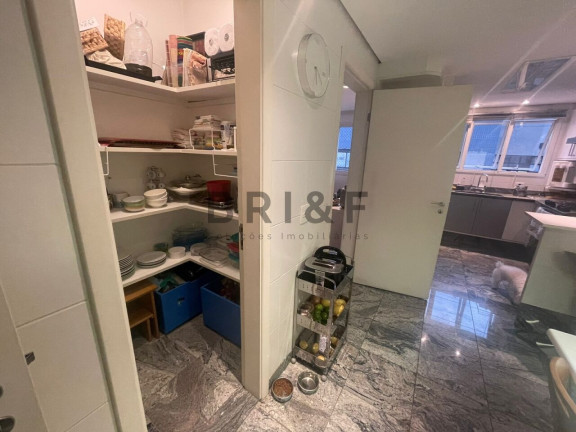 Imagem Apartamento com 3 Quartos à Venda, 200 m² em Brooklin - São Paulo Imagem Apartamento com 3 Quartos à Venda, 200 m² em Brooklin - São Paulo