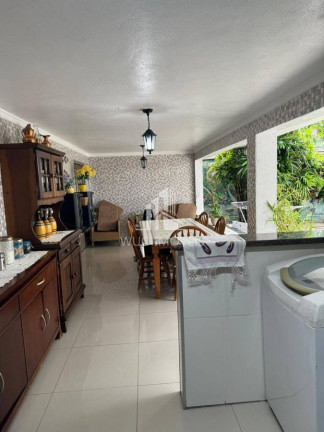 Imagem Sobrado com 4 Quartos para Alugar, 238 m² em Vila Zezé - Jacareí Imagem Sobrado com 4 Quartos para Alugar, 238 m² em Vila Zezé - Jacareí