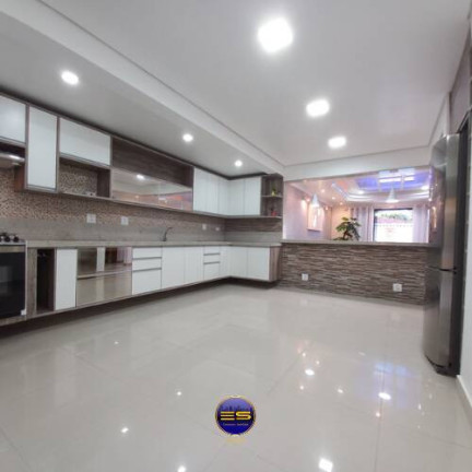 Imagem Casa com 5 Quartos à Venda, 450 m² em Flórida - Praia Grande