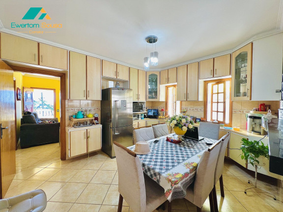 Imagem Casa com 2 Quartos à Venda, 170 m² em Terra Preta (terra Preta) - Mairiporã Imagem Casa com 2 Quartos à Venda, 170 m² em Terra Preta (terra Preta) - Mairiporã