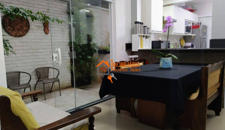 Imagem Sobrado com 3 Quartos à Venda, 247 m² em Picanço - Guarulhos Imagem Sobrado com 3 Quartos à Venda, 247 m² em Picanço - Guarulhos