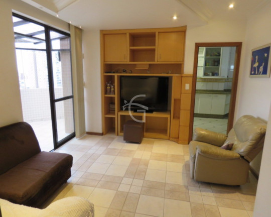 Imagem Imóvel com 4 Quartos à Venda, 390 m² em Centro - Joinville