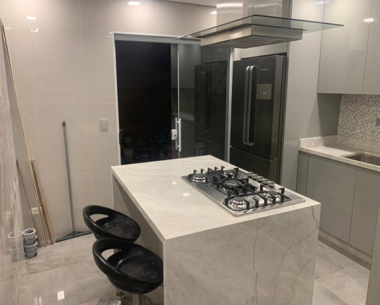 Imagem Sobrado com 2 Quartos à Venda, 152 m² em Jardim São Luís - São Paulo